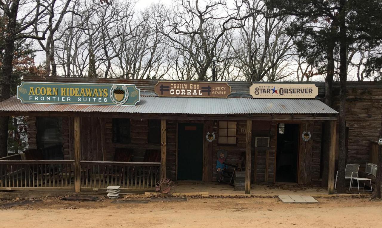 Acorn Hideaways Canton Old West Bunkhouse For 9 - Trail'S End Corral Buitenkant foto